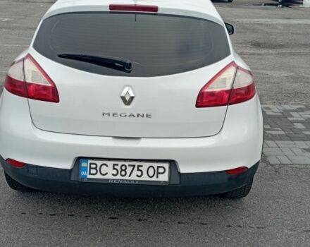 Белый Рено Меган, объемом двигателя 1.5 л и пробегом 225 тыс. км за 6300 $, фото 7 на Automoto.ua