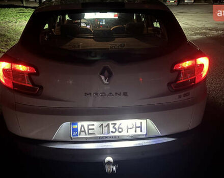 Білий Рено Меган, об'ємом двигуна 1.46 л та пробігом 250 тис. км за 7700 $, фото 23 на Automoto.ua