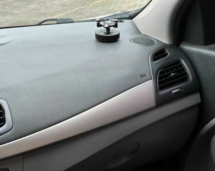 Белый Рено Меган, объемом двигателя 1.5 л и пробегом 275 тыс. км за 6440 $, фото 17 на Automoto.ua