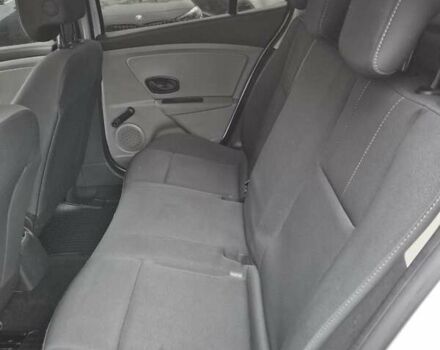 Белый Рено Меган, объемом двигателя 1.6 л и пробегом 175 тыс. км за 7800 $, фото 15 на Automoto.ua