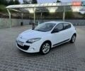 Белый Рено Меган, объемом двигателя 1.5 л и пробегом 207 тыс. км за 6100 $, фото 12 на Automoto.ua