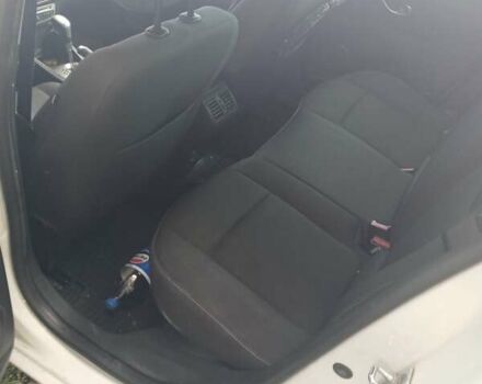 Белый Рено Меган, объемом двигателя 1.6 л и пробегом 202 тыс. км за 6500 $, фото 10 на Automoto.ua