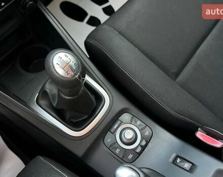 Білий Рено Меган, об'ємом двигуна 1.46 л та пробігом 188 тис. км за 7700 $, фото 13 на Automoto.ua