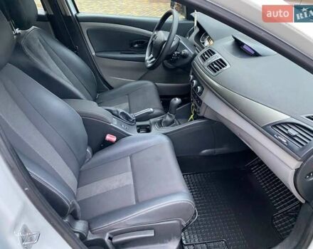 Белый Рено Меган, объемом двигателя 1.5 л и пробегом 210 тыс. км за 6450 $, фото 18 на Automoto.ua