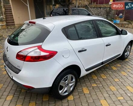 Белый Рено Меган, объемом двигателя 1.5 л и пробегом 210 тыс. км за 6450 $, фото 12 на Automoto.ua