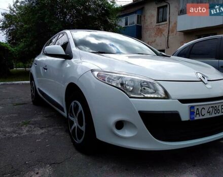 Белый Рено Меган, объемом двигателя 1.46 л и пробегом 191 тыс. км за 7300 $, фото 4 на Automoto.ua