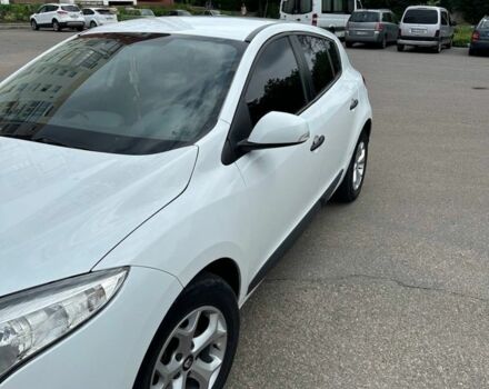 Белый Рено Меган, объемом двигателя 1.6 л и пробегом 215 тыс. км за 6800 $, фото 1 на Automoto.ua