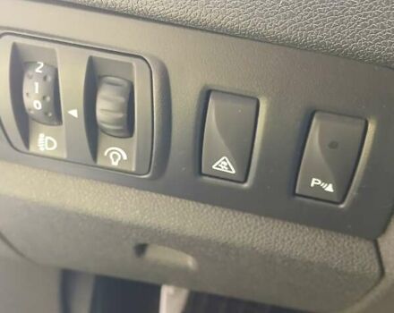 Белый Рено Меган, объемом двигателя 1.6 л и пробегом 202 тыс. км за 6500 $, фото 8 на Automoto.ua