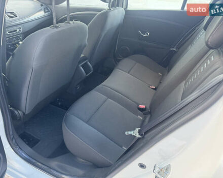 Білий Рено Меган, об'ємом двигуна 1.6 л та пробігом 139 тис. км за 7600 $, фото 36 на Automoto.ua