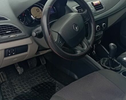 Белый Рено Меган, объемом двигателя 1.5 л и пробегом 225 тыс. км за 6300 $, фото 12 на Automoto.ua