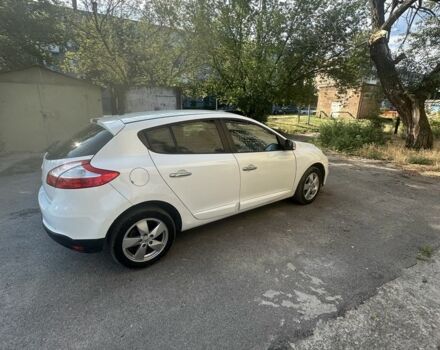 Белый Рено Меган, объемом двигателя 1.6 л и пробегом 143 тыс. км за 5600 $, фото 5 на Automoto.ua