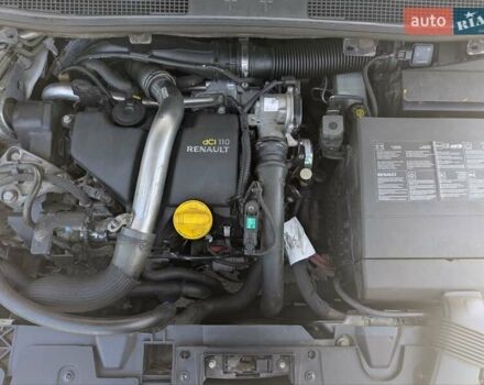 Белый Рено Меган, объемом двигателя 1.5 л и пробегом 275 тыс. км за 6500 $, фото 14 на Automoto.ua