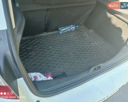 Белый Рено Меган, объемом двигателя 1.46 л и пробегом 241 тыс. км за 6500 $, фото 9 на Automoto.ua