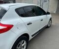 Белый Рено Меган, объемом двигателя 1.6 л и пробегом 215 тыс. км за 6800 $, фото 6 на Automoto.ua