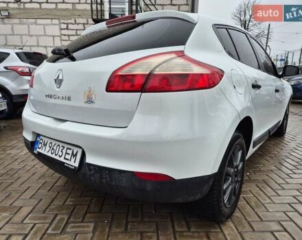 Белый Рено Меган, объемом двигателя 1.6 л и пробегом 175 тыс. км за 7800 $, фото 6 на Automoto.ua