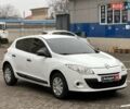 Белый Рено Меган, объемом двигателя 1.5 л и пробегом 275 тыс. км за 6440 $, фото 2 на Automoto.ua