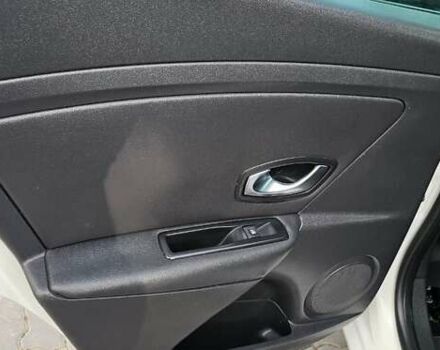 Белый Рено Меган, объемом двигателя 1.5 л и пробегом 231 тыс. км за 7200 $, фото 21 на Automoto.ua