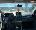 Білий Рено Меган, об'ємом двигуна 1.46 л та пробігом 281 тис. км за 6100 $, фото 13 на Automoto.ua