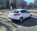 Белый Рено Меган, объемом двигателя 1.5 л и пробегом 203 тыс. км за 4900 $, фото 3 на Automoto.ua