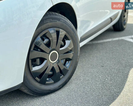 Рено Меган 2011 в Киеве на Automoto.ua Белый Рено Меган, объемом двигателя 1.5 л и пробегом 242 тыс. км за 6800 $, фото 19 на Automoto.ua