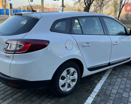 Білий Рено Меган, об'ємом двигуна 1.46 л та пробігом 250 тис. км за 7700 $, фото 6 на Automoto.ua