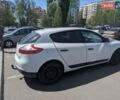 Белый Рено Меган, объемом двигателя 1.5 л и пробегом 275 тыс. км за 6500 $, фото 7 на Automoto.ua