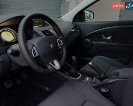 Белый Рено Меган, объемом двигателя 1.46 л и пробегом 275 тыс. км за 5800 $, фото 16 на Automoto.ua