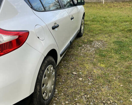 Білий Рено Меган, об'ємом двигуна 1.6 л та пробігом 209 тис. км за 6500 $, фото 4 на Automoto.ua