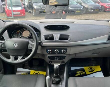 Белый Рено Меган, объемом двигателя 1.4 л и пробегом 198 тыс. км за 5900 $, фото 16 на Automoto.ua