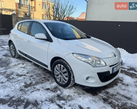 Білий Рено Меган, об'ємом двигуна 1.6 л та пробігом 139 тис. км за 7600 $, фото 4 на Automoto.ua