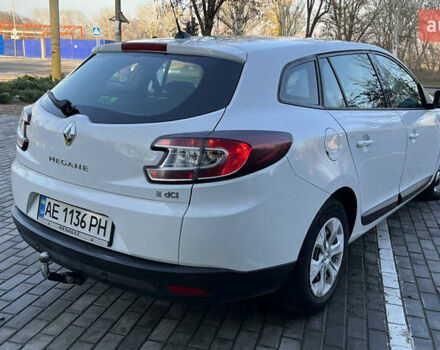 Білий Рено Меган, об'ємом двигуна 1.46 л та пробігом 250 тис. км за 7700 $, фото 5 на Automoto.ua