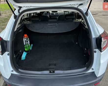 Білий Рено Меган, об'ємом двигуна 1.46 л та пробігом 250 тис. км за 7700 $, фото 25 на Automoto.ua