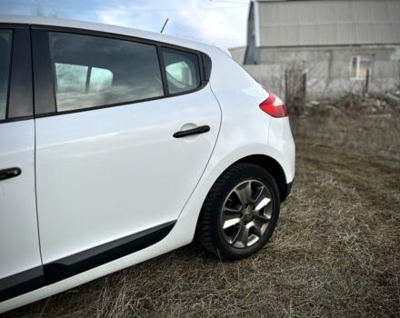 Белый Рено Меган, объемом двигателя 1.5 л и пробегом 350 тыс. км за 4800 $, фото 2 на Automoto.ua