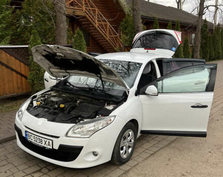 Білий Рено Меган, об'ємом двигуна 1.46 л та пробігом 199 тис. км за 6100 $, фото 9 на Automoto.ua