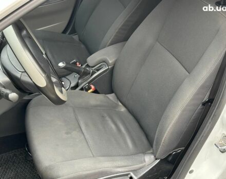 Белый Рено Меган, объемом двигателя 1.5 л и пробегом 275 тыс. км за 6440 $, фото 11 на Automoto.ua