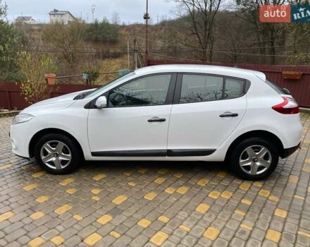 Белый Рено Меган, объемом двигателя 1.5 л и пробегом 210 тыс. км за 6450 $, фото 22 на Automoto.ua