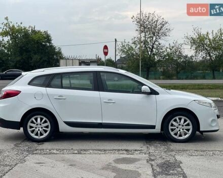Белый Рено Меган, объемом двигателя 1.5 л и пробегом 171 тыс. км за 7900 $, фото 4 на Automoto.ua