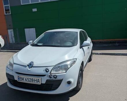 Белый Рено Меган, объемом двигателя 1.5 л и пробегом 275 тыс. км за 6500 $, фото 4 на Automoto.ua