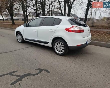 Белый Рено Меган, объемом двигателя 1.6 л и пробегом 168 тыс. км за 7500 $, фото 4 на Automoto.ua