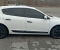 Белый Рено Меган, объемом двигателя 1.5 л и пробегом 225 тыс. км за 6300 $, фото 6 на Automoto.ua