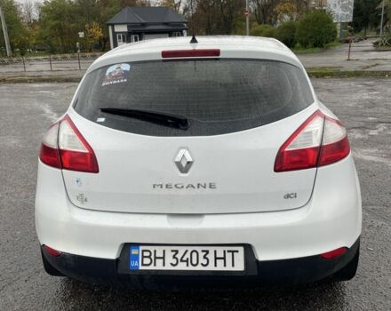 Рено Меган 2011 в Белой Церкве на Automoto.ua Белый Рено Меган, объемом двигателя 1.5 л и пробегом 251 тыс. км за 6850 $, фото 2 на Automoto.ua