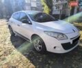 Белый Рено Меган, объемом двигателя 1.5 л и пробегом 277 тыс. км за 5400 $, фото 3 на Automoto.ua