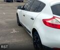 Белый Рено Меган, объемом двигателя 1.5 л и пробегом 225 тыс. км за 6300 $, фото 5 на Automoto.ua