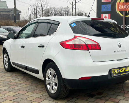 Білий Рено Меган, об'ємом двигуна 1.46 л та пробігом 198 тис. км за 6300 $, фото 4 на Automoto.ua