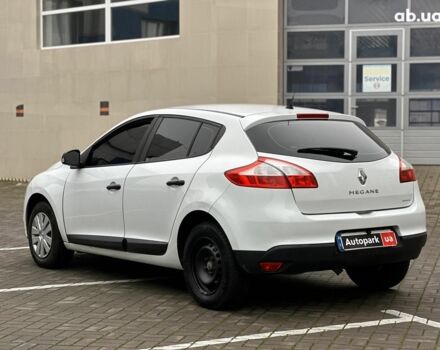 Белый Рено Меган, объемом двигателя 1.5 л и пробегом 275 тыс. км за 6440 $, фото 6 на Automoto.ua