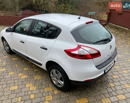 Белый Рено Меган, объемом двигателя 1.5 л и пробегом 210 тыс. км за 6450 $, фото 16 на Automoto.ua