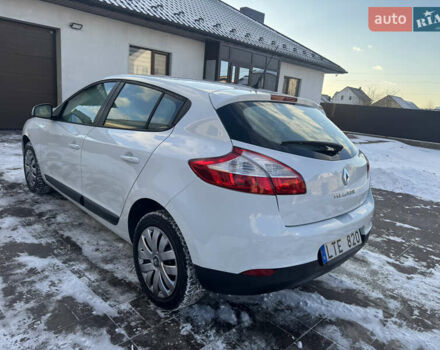 Білий Рено Меган, об'ємом двигуна 1.6 л та пробігом 139 тис. км за 7600 $, фото 12 на Automoto.ua