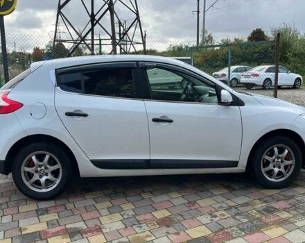 Белый Рено Меган, объемом двигателя 1.4 л и пробегом 198 тыс. км за 5900 $, фото 7 на Automoto.ua