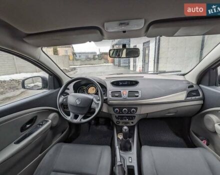 Білий Рено Меган, об'ємом двигуна 1.5 л та пробігом 305 тис. км за 6400 $, фото 10 на Automoto.ua