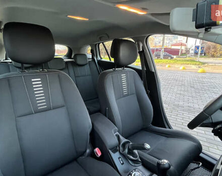 Білий Рено Меган, об'ємом двигуна 1.46 л та пробігом 250 тис. км за 7700 $, фото 21 на Automoto.ua